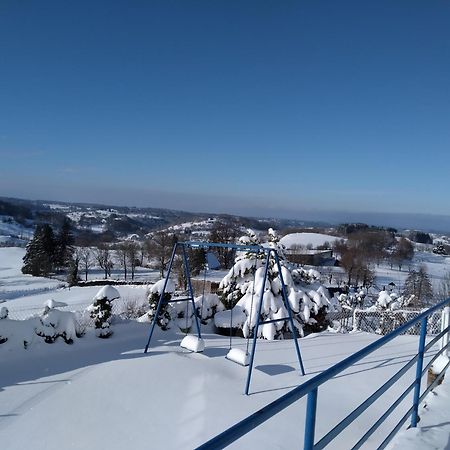 Le Lac, La Neige,La Vue La Tour-dʼAuvergne Eksteriør billede